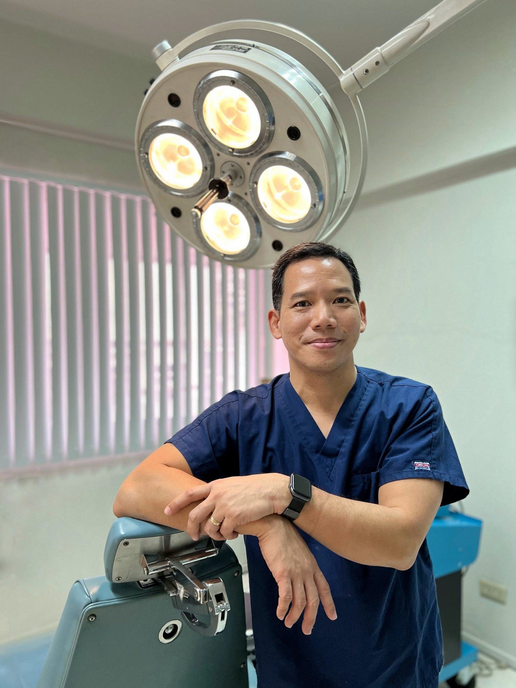 Dr. Kristoffer Zubiri, Plastic Surgeon in the Philippines